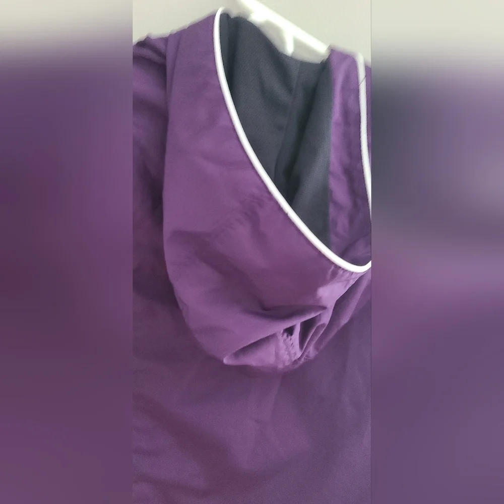 NIKE SPORTSWEAR XL dark purplewindbreaker jacket EUC‎